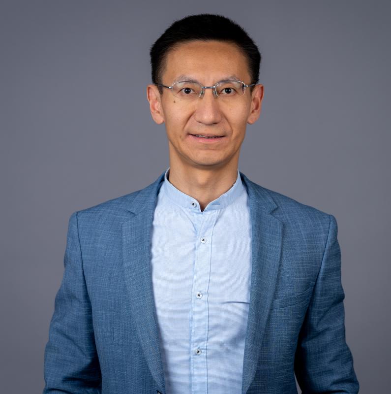 Photo of Professor Sheng Zhong